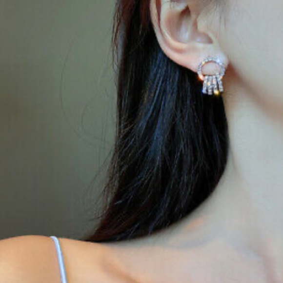 New Sterling silver diamond earrings - Picture 2 of 3